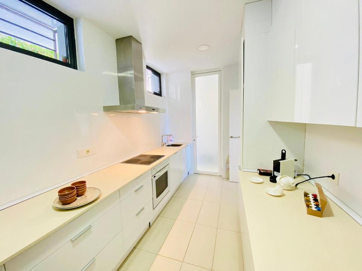 Casasotopolo, Sotogrande, Sleeps 8, Private Rooftop Pool, Easy Free Parking * San Enrique de Guadiaro